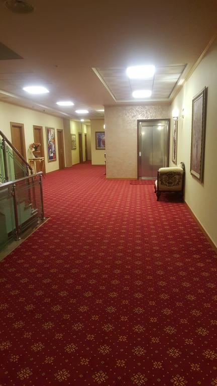 Hotel Austria ティラナ エクステリア 写真