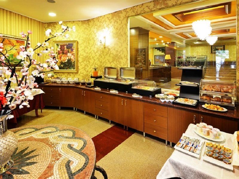 Hotel Austria ティラナ エクステリア 写真